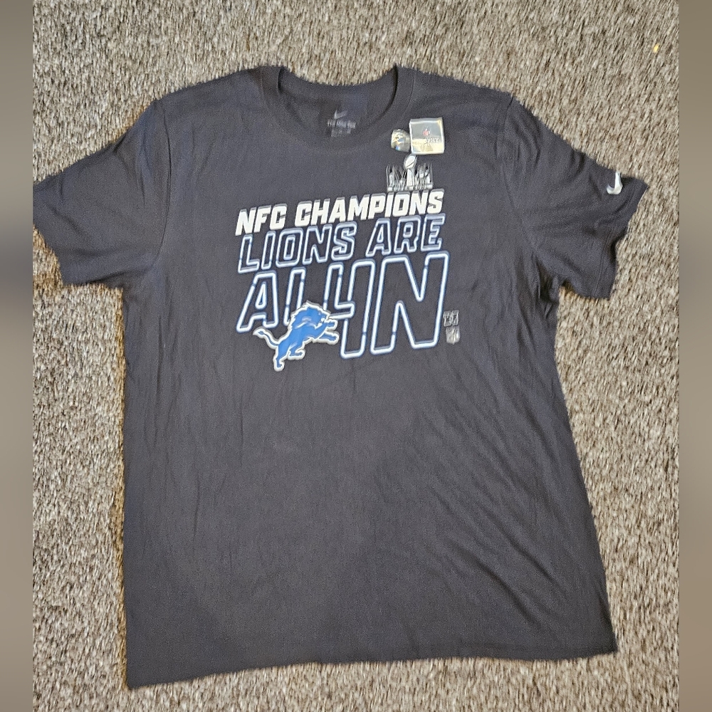 Men's Nike Lions T-shirt